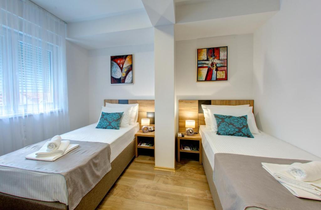 Villa Floris twin room